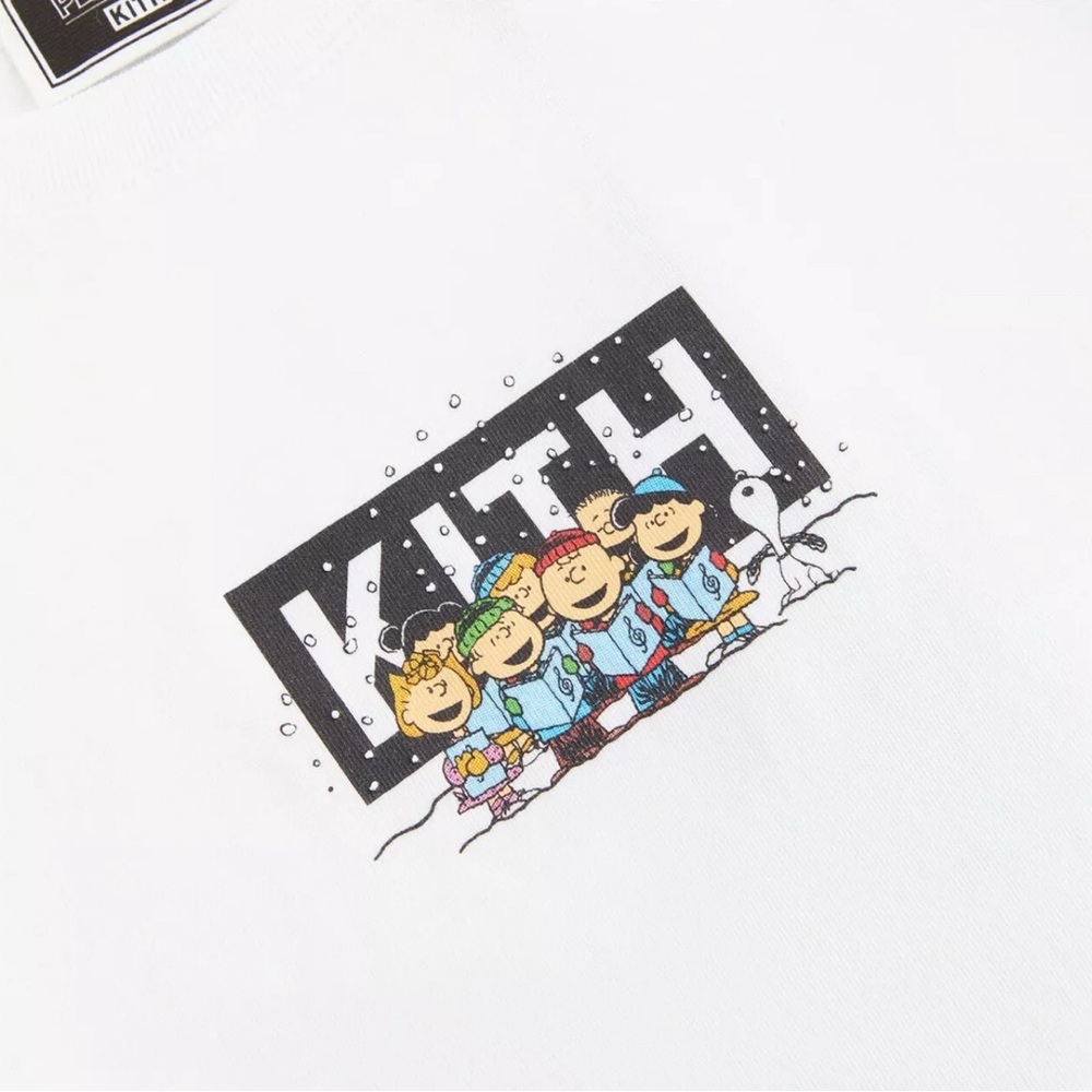 Kith Kids for Peanuts Caroling Tee in White Size Large T-Shirt Kithmas 2023. - Picture 2 of 8